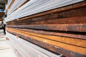 Lärchenholz gedämpft